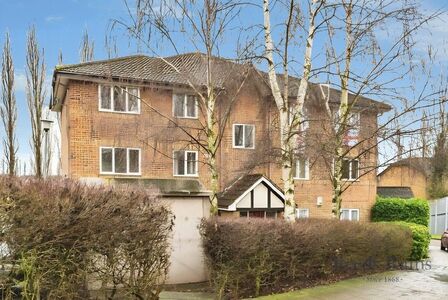 Cumberland Place, 1 bedroom Flat for sale, &pound;200,000