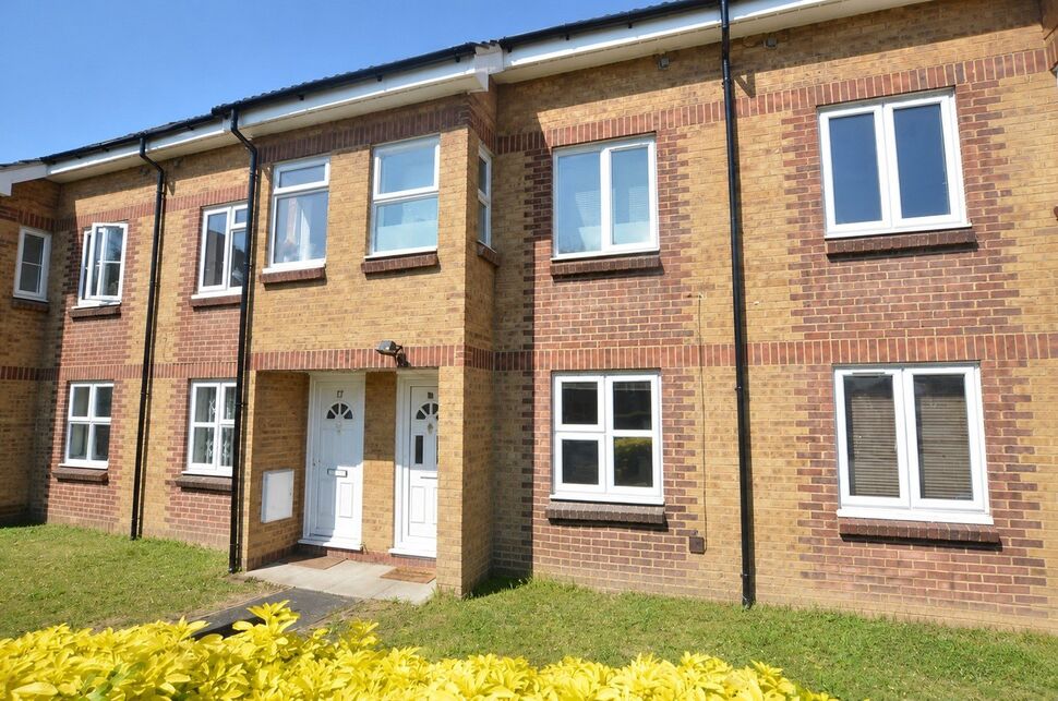 Main image of 1 bedroom Flat to rent, Abingdon Close, London, SE1