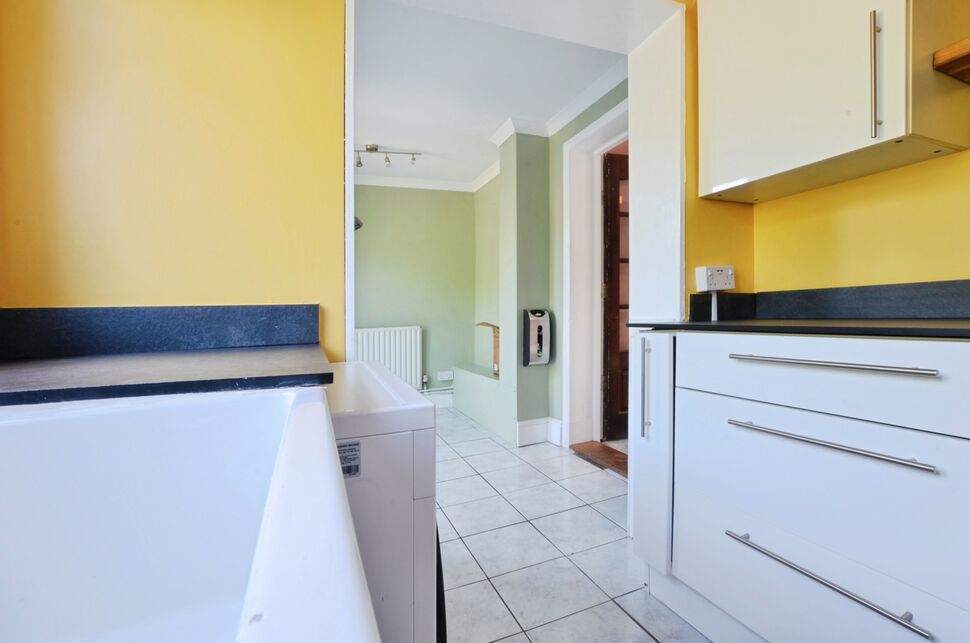 Kitchen / Breakfast Room