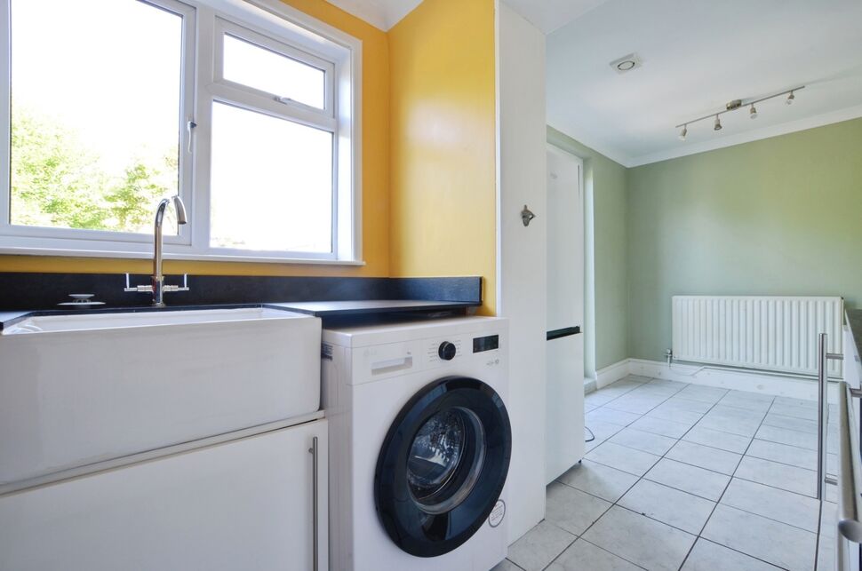 Kitchen / Breakfast Room