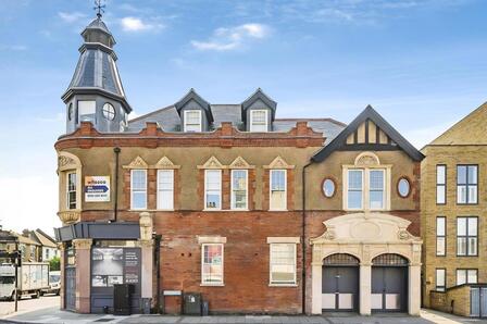 1 bedroom Flat for sale
