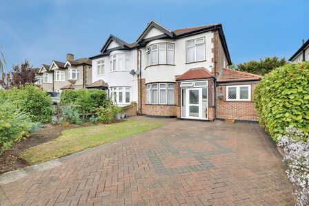 Leysdown Road, 4 bedroom Semi Detached House for sale, &pound;650,000