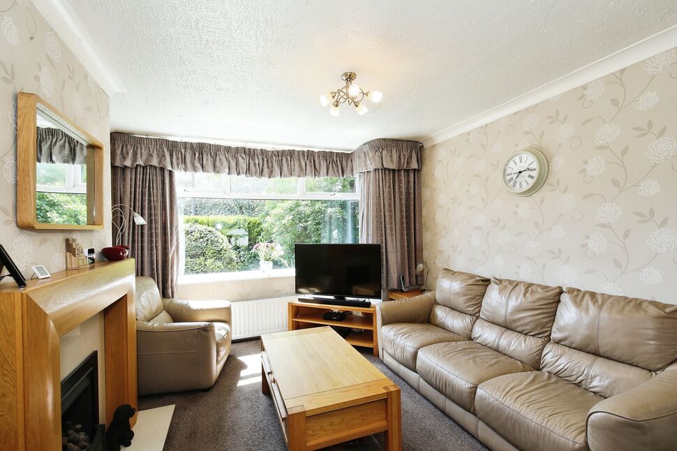 4 bedroom Semi Detached House for sale, Cross Road, Heald Green, SK8