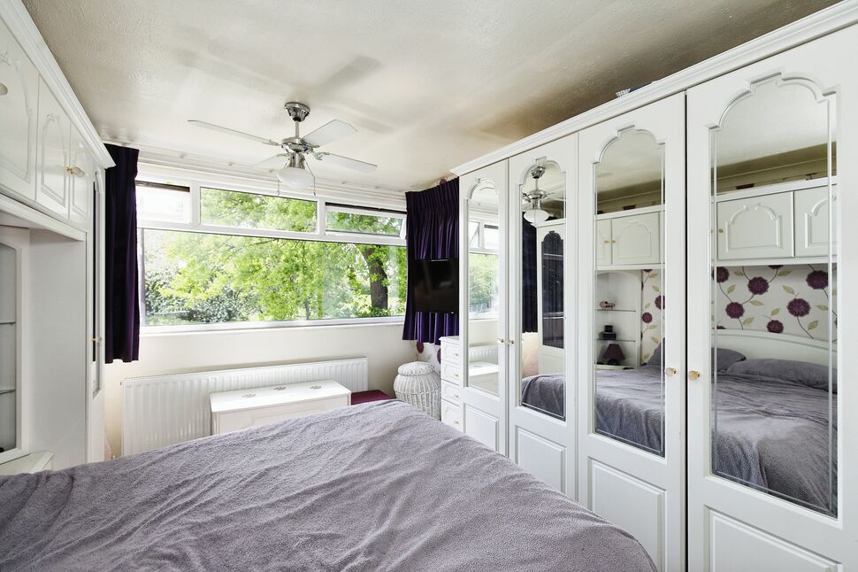 4 bedroom Semi Detached House for sale, Cross Road, Heald Green, SK8