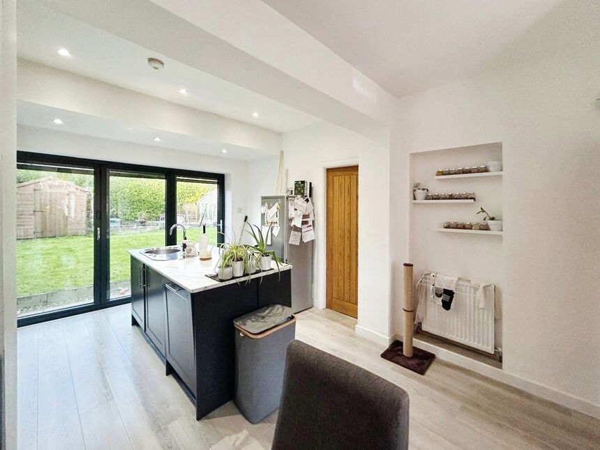 Kitchen / Diner