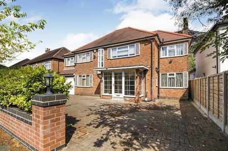 Daylesford Road, 5 bedroom Detached House for sale, £800,000