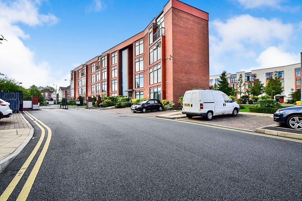 Main image of 2 bedroom  Flat for sale, Lauriston Close, Manchester, M22