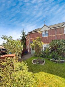 3 bedroom End Terrace House for sale