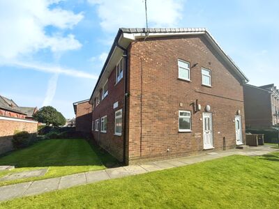 2 bedroom  Flat to rent