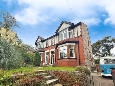 Schools Hill, 3 bedroom Semi Detached House for sale, £550,000