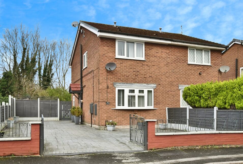 Main image of 2 bedroom Semi Detached House for sale, Stapleford Close, Manchester, Greater Manchester, M23