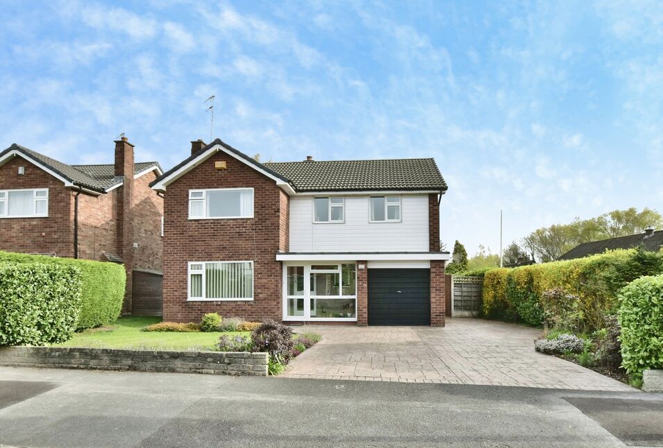 Main image of 4 bedroom Detached House for sale, Oakdale Drive, Heald Green, Greater Manchester, SK8