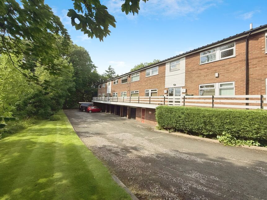 Main image of 2 bedroom  Flat for sale, Greenvale Court, Cheadle, Greater Manchester, SK8