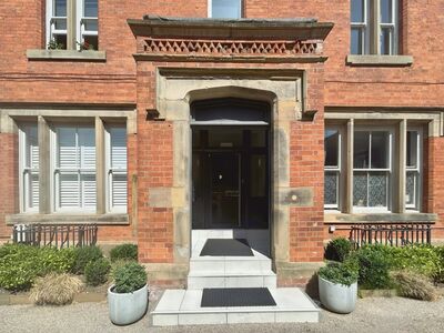 1 bedroom  Flat for sale