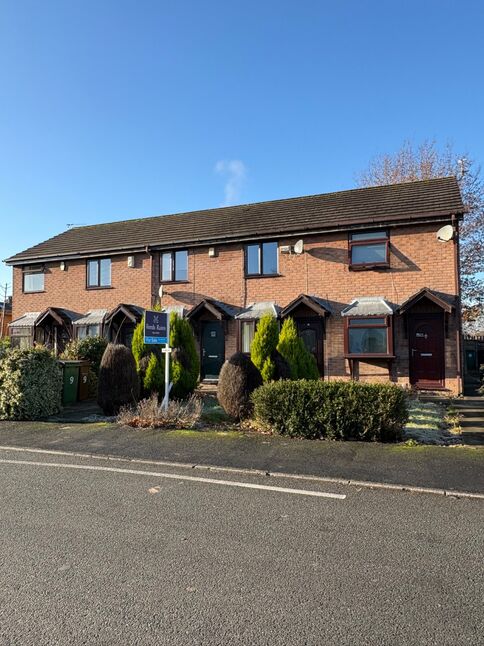 Main image of 1 bedroom Mid Terrace House for sale, Norbreck Avenue, Cheadle, Greater Manchester, SK8