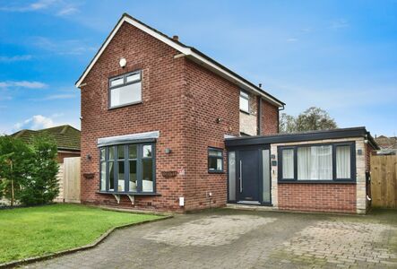 3 bedroom Detached House for sale