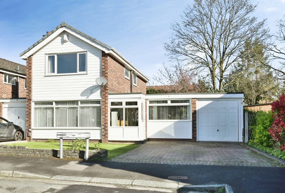 Main image of 4 bedroom Detached House for sale, Mereside Close, Cheadle Hulme, Greater Manchester, SK8