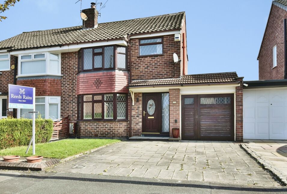 Main image of 3 bedroom Semi Detached House for sale, Rushfield Road, Cheadle Hulme, Greater Manchester, SK8