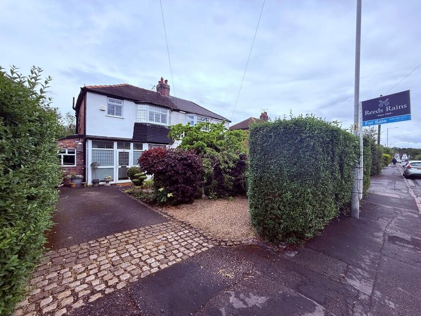 Main image of 3 bedroom Semi Detached House for sale, Bolshaw Road, Heald Green, Greater Manchester, SK8