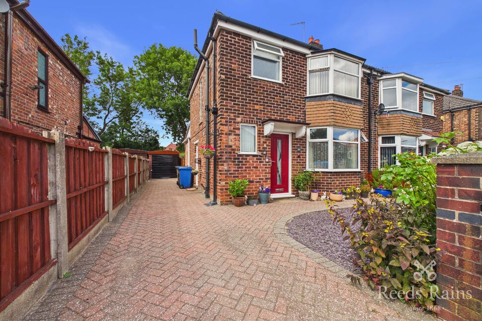 Main image of 3 bedroom Semi Detached House for sale, Lavington Avenue, Cheadle, Greater Manchester, SK8