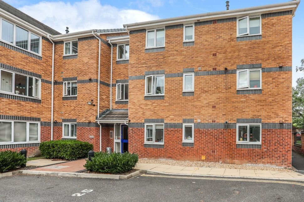 Main image of 1 bedroom Flat for sale, Meadowbrook Way, Cheadle Hulme, Greater Manchester, SK8