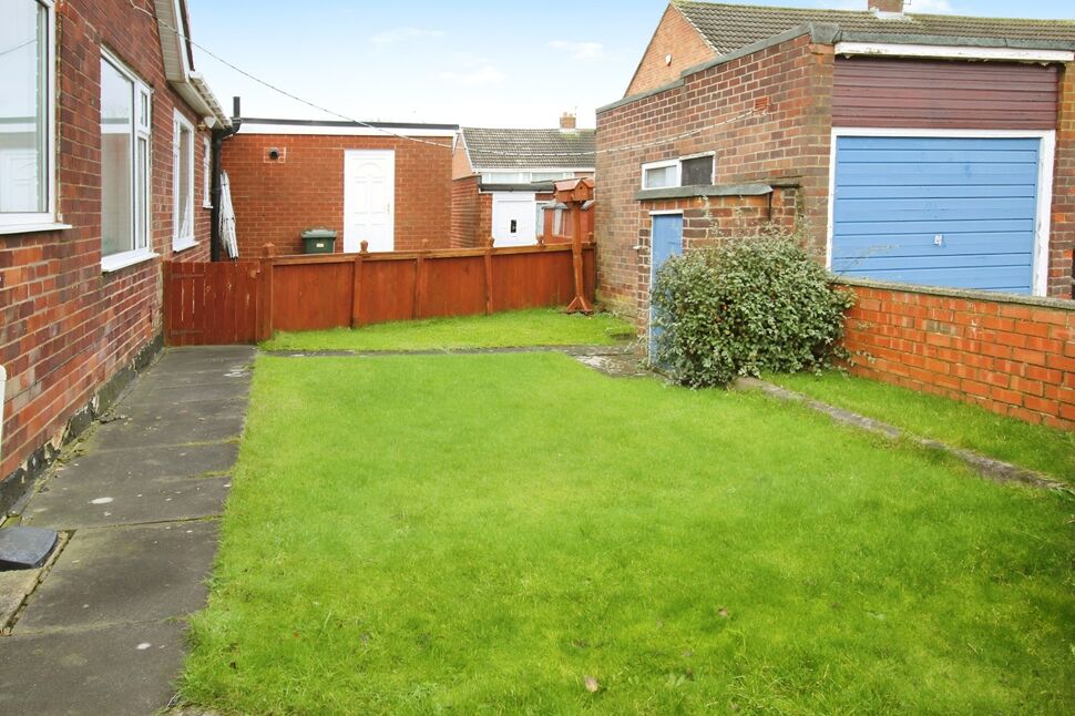 2 bedroom Semi Detached Bungalow for sale, Chapel House Drive