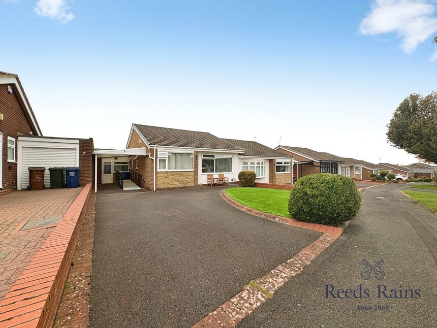 Main image of 2 bedroom Semi Detached Bungalow for sale, Kinver Drive, Newcastle upon Tyne, Tyne and Wear, NE5