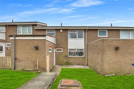 3 bedroom Mid Terrace House for sale