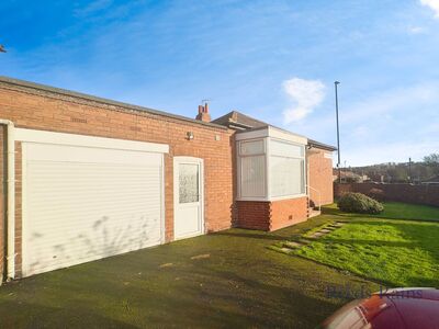 Ashleigh Road, 2 bedroom Bungalow for sale, &pound;215,000