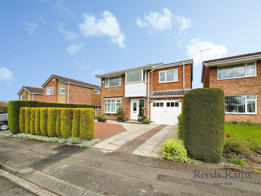 Main image of 4 bedroom Detached House for sale, Madeira Close, Newcastle upon Tyne, Tyne and Wear, NE5