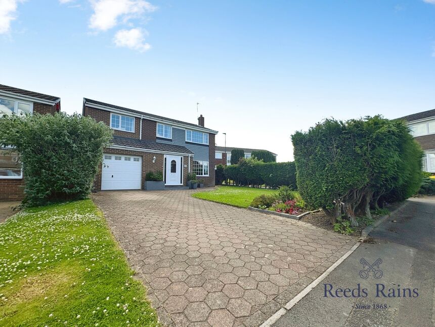 Main image of 4 bedroom Detached House for sale, Killin Close, Newcastle Upon Tyne, NE5