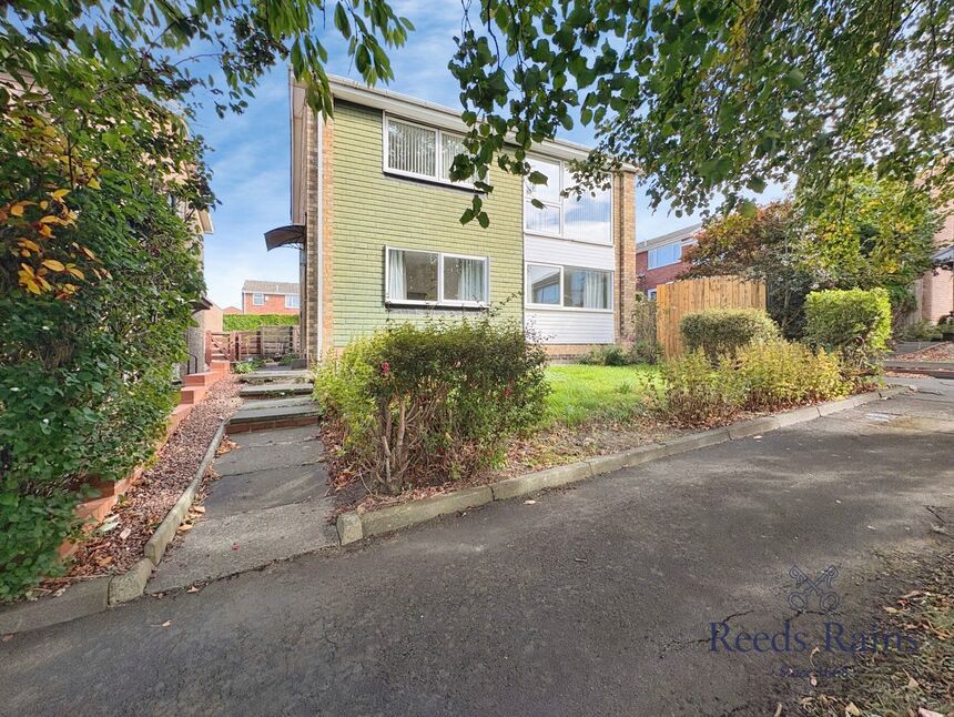 Main image of 2 bedroom Flat for sale, Hillhead Parkway, Newcastle upon Tyne, Tyne and Wear, NE5