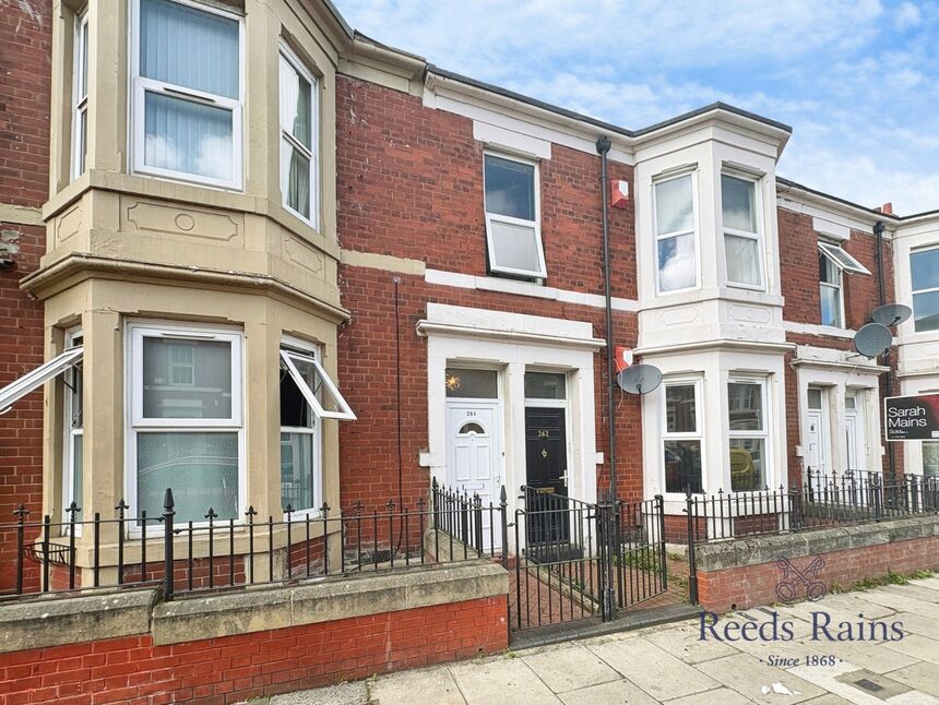Main image of 3 bedroom Flat to rent, Wingrove Avenue, Newcastle upon Tyne, Tyne and Wear, NE4