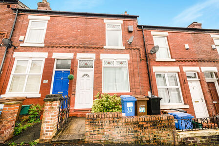 Farr Street, 2 bedroom Mid Terrace House to rent, &pound;1,025 pcm