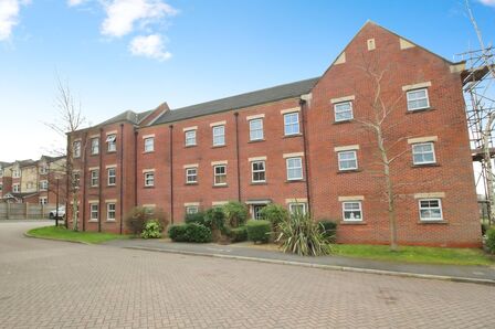 Alma Wood Close, 2 bedroom  Flat to rent, £750 pcm