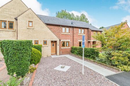 3 bedroom Mid Terrace House to rent