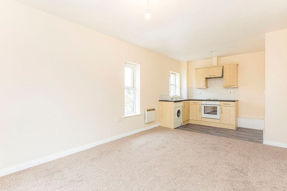 Lounge / Kitchen Area