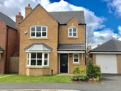 3 bedroom Detached House to rent