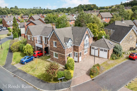 Tormore Close, 4 bedroom Detached House for sale, £400,000