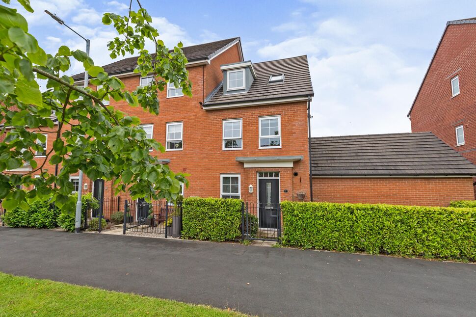 Main image of 4 bedroom End Terrace House to rent, Factory Way, Chorley, Lancashire, PR7