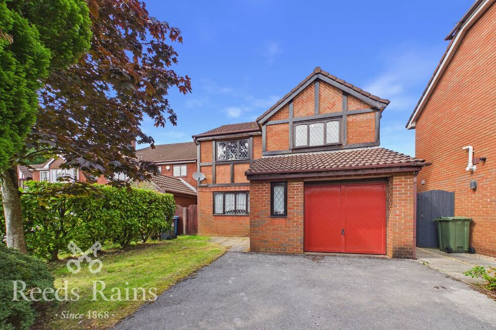 Main image of 4 bedroom Detached House for sale, Stamford Drive, Whittle-le-Woods, Lancashire, PR6