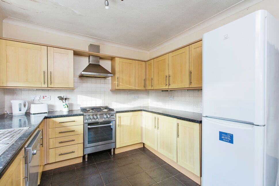 3 bedroom Detached Bungalow for sale, Baytree Road, ClaytonleWoods