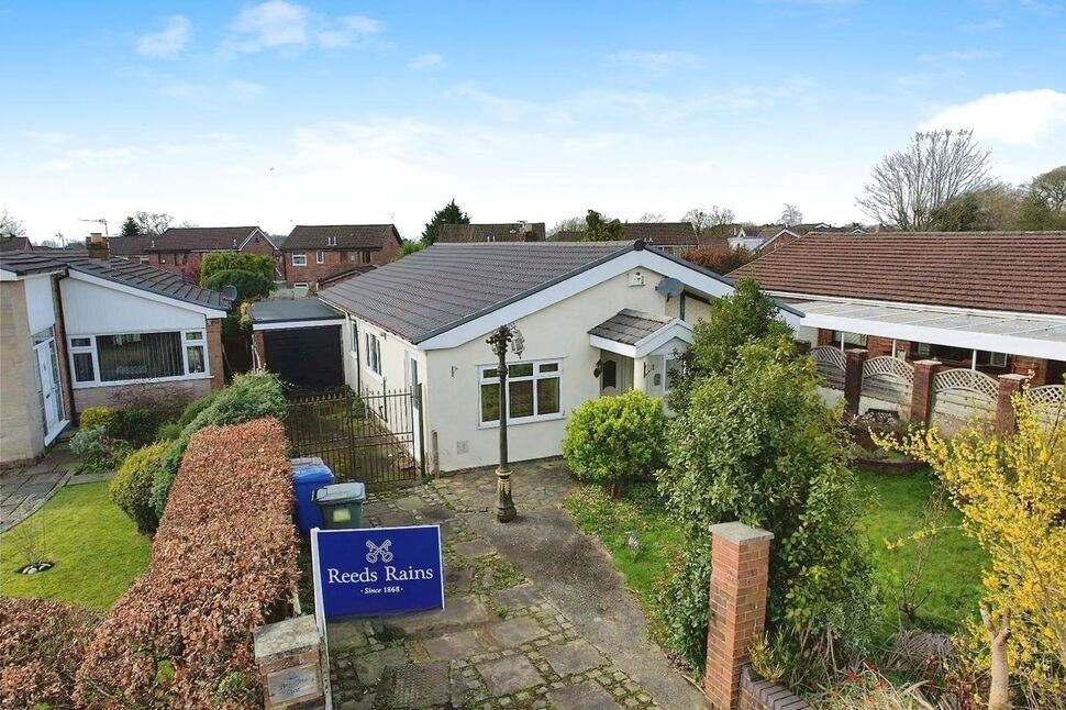 3 bedroom Detached Bungalow for sale, Baytree Road, ClaytonleWoods