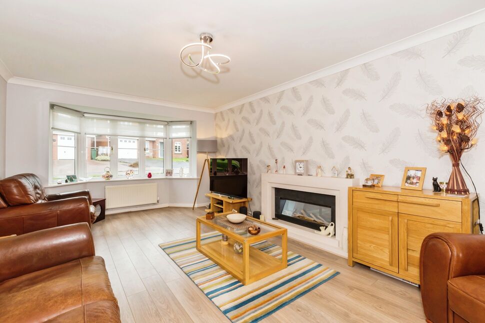 4 bedroom Detached House for sale, Delph Way, WhittleleWoods, PR6 £375,000