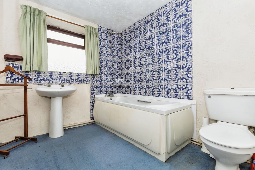 2 bedroom Mid Terrace House for sale, Bury Lane, Withnell, PR6 £160,000