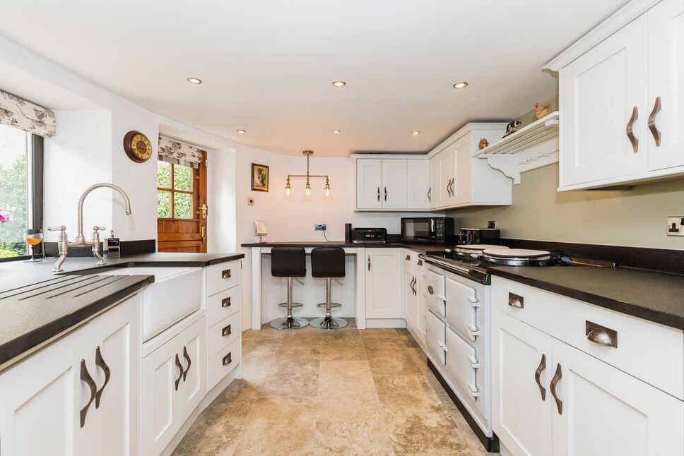 2 bedroom Detached House for sale, Rawlinson Lane, Heath Charnock, PR7