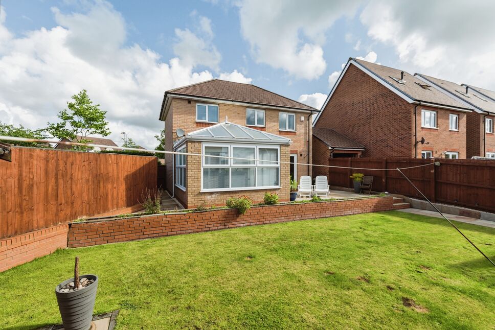 3 bedroom Detached House for sale, Welch Walk, Buckshaw Village, PR7
