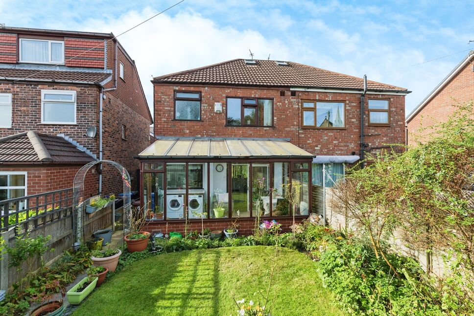 3 bedroom Semi Detached House for sale, Railway Road, Chorley, PR6 £