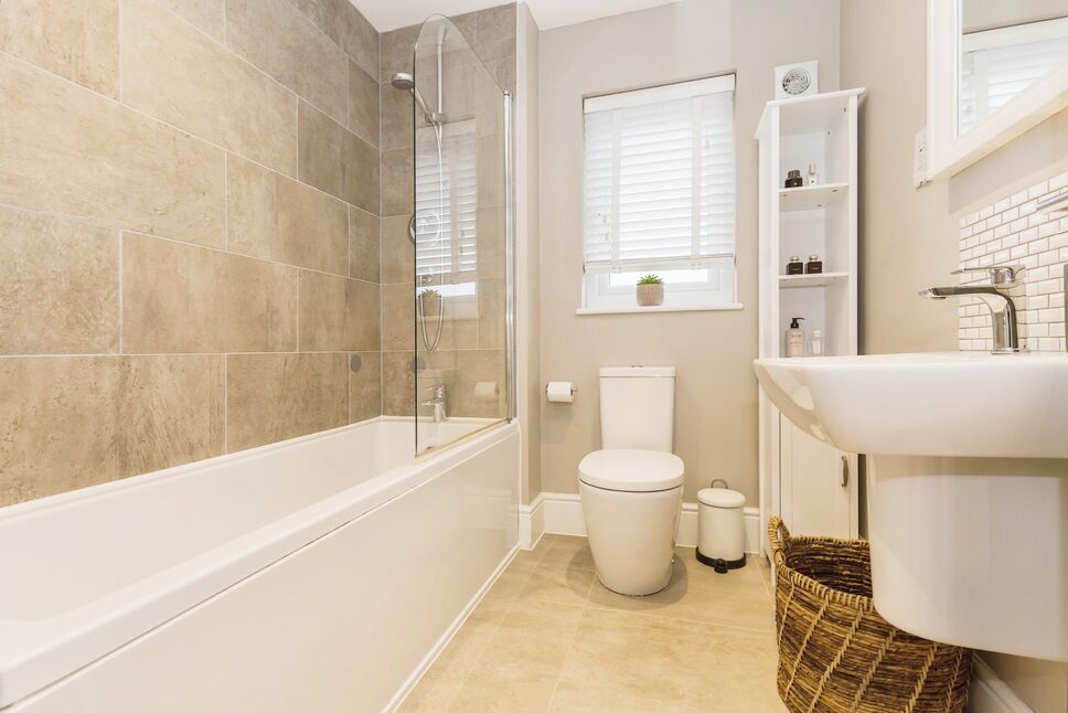 4 bedroom Detached House for sale, Berry Avenue, WhittleleWoods, PR6