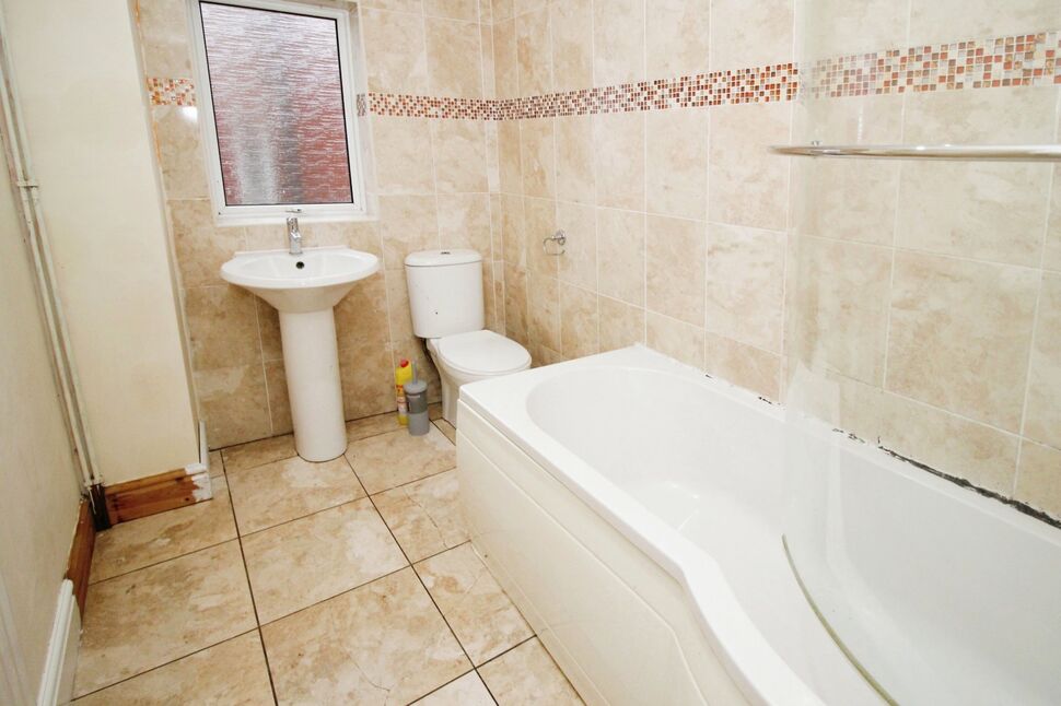 2 bedroom End Terrace House for sale, Bury Lane, Withnell, PR6 £160,000